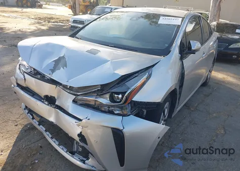 2017 Toyota Prius Two z USA, uszkodzony, nr VIN JTDKBRFUXH3580210